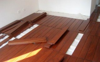 想知道石塑地板到底多少钱一个平方